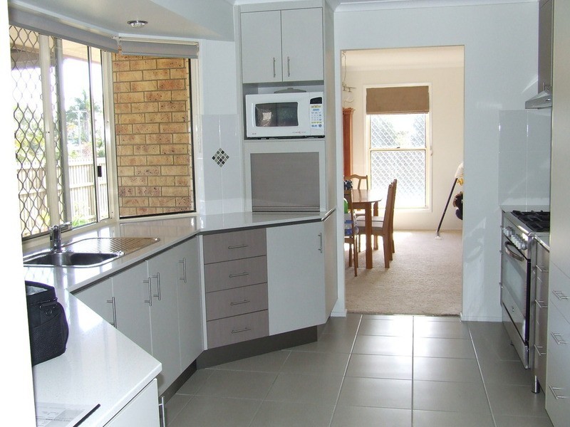 11 Avokahville Avenue, Avoca QLD 4670