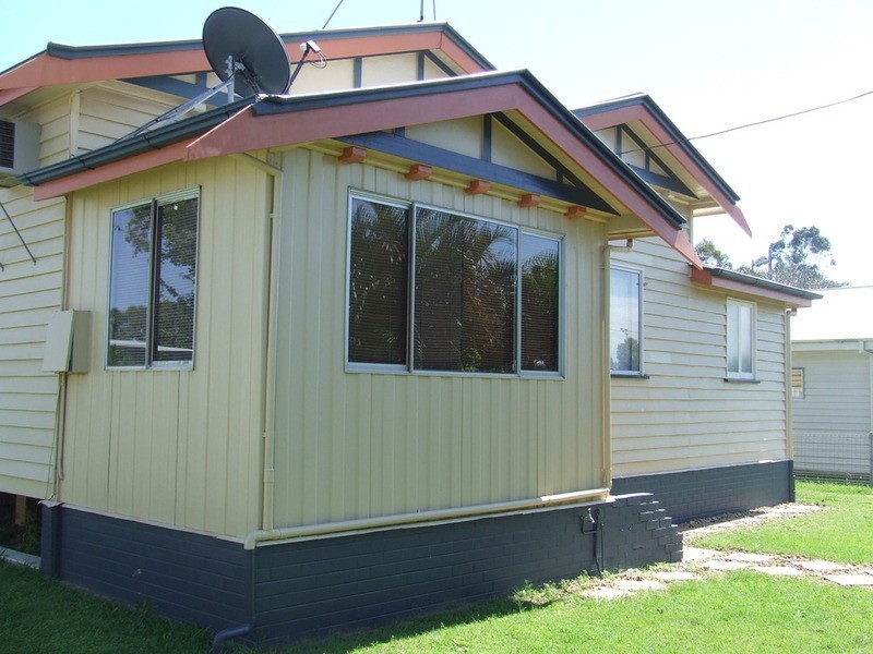 19 Wilmot Street, Bundaberg North QLD 4670