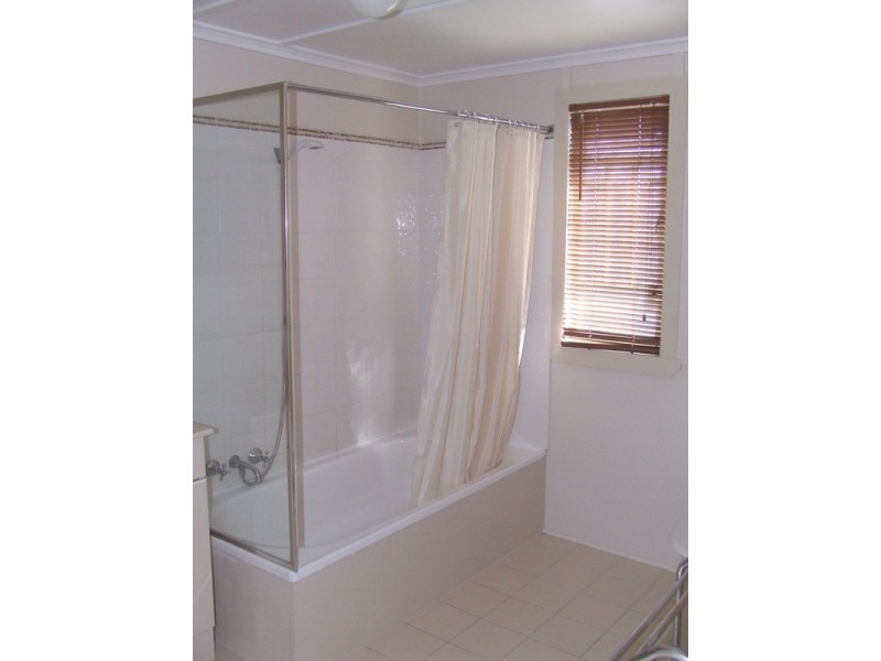 19 Wilmot Street, Bundaberg North QLD 4670