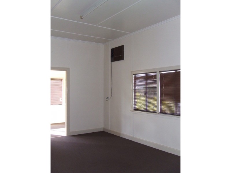 19 Wilmot Street, Bundaberg North QLD 4670