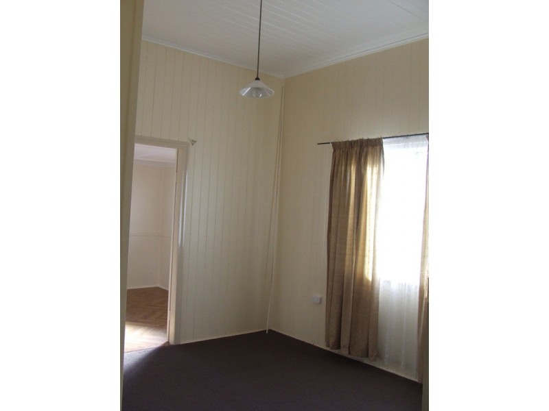 19 Wilmot Street, Bundaberg North QLD 4670