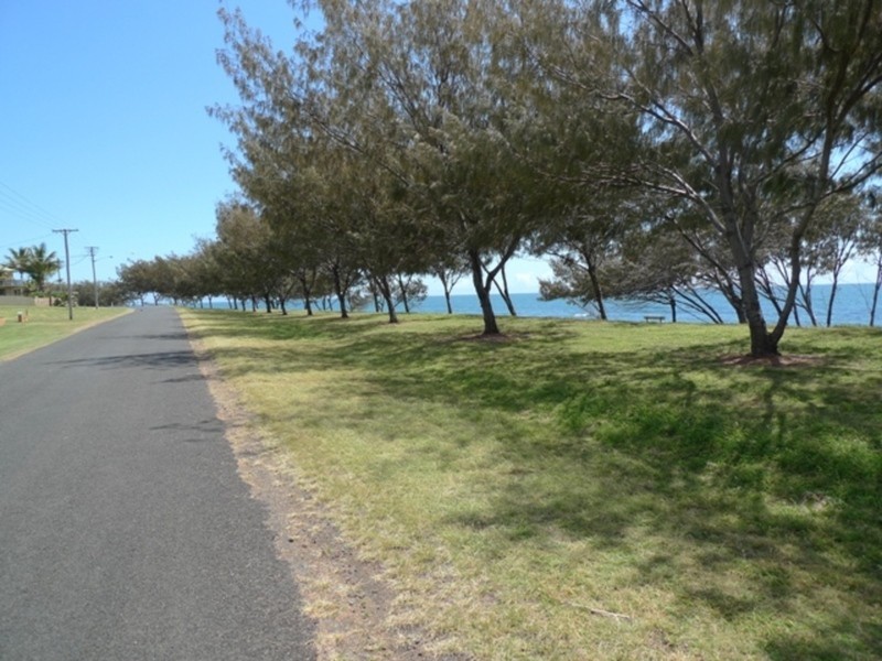 29 Sea Esplanade, Burnett Heads QLD 4670