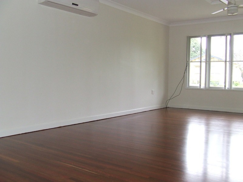 16 Leeson Street, Svensson Heights QLD 4670