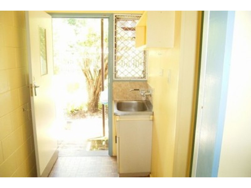 3/8 Avoca Street, Avoca QLD 4670