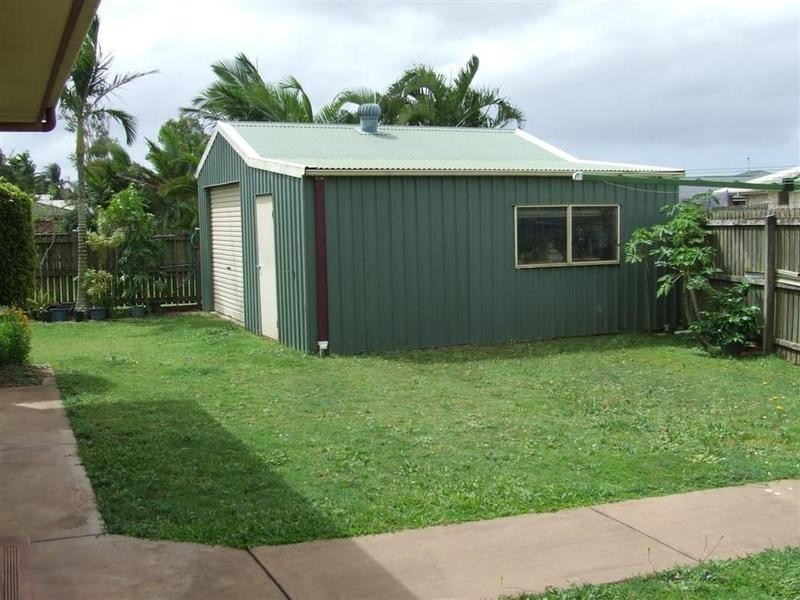 2 Aymone Close, Avoca QLD 4670