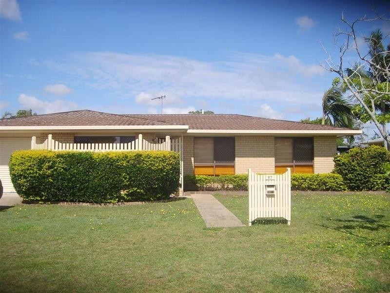 27 Lovejoy Street, Avenell Heights QLD 4670
