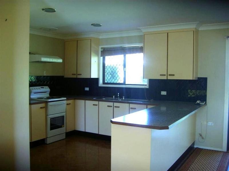 27 Lovejoy Street, Avenell Heights QLD 4670