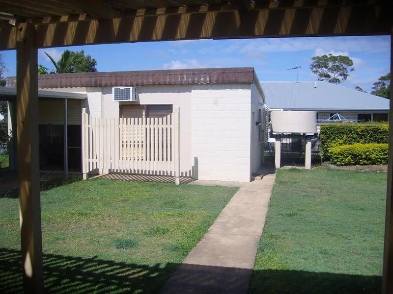 27 Lovejoy Street, Avenell Heights QLD 4670
