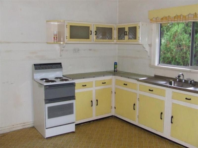 47 Beatrice Street, Walkervale QLD 4670