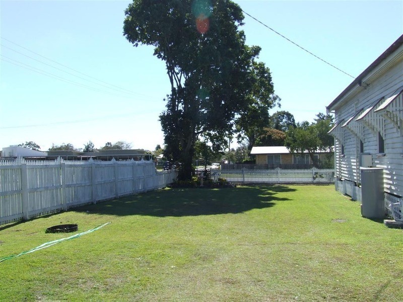 14 Bell Street, Bundaberg South QLD 4670