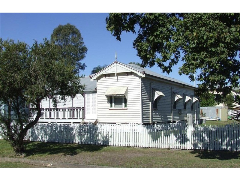 14 Bell Street, Bundaberg South QLD 4670