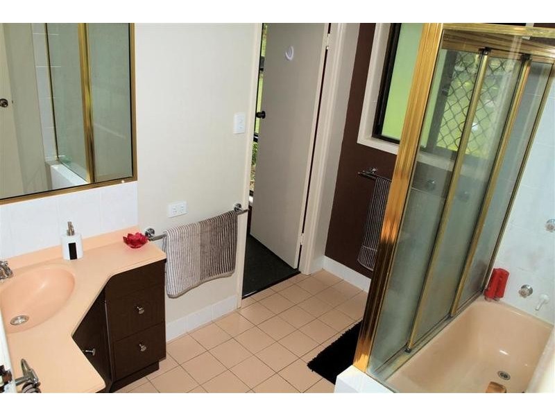 48 Pleasant Drive, Sharon QLD 4670