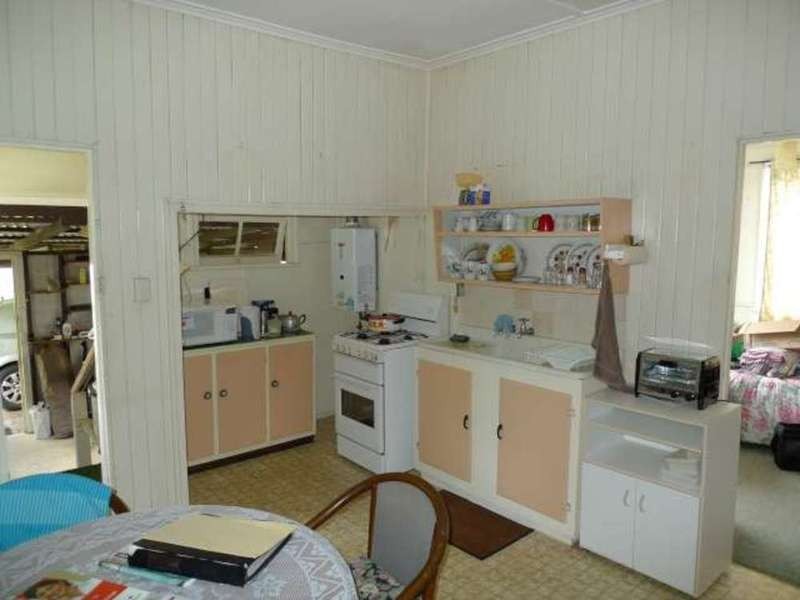 30 Nott Street, Norville QLD 4670