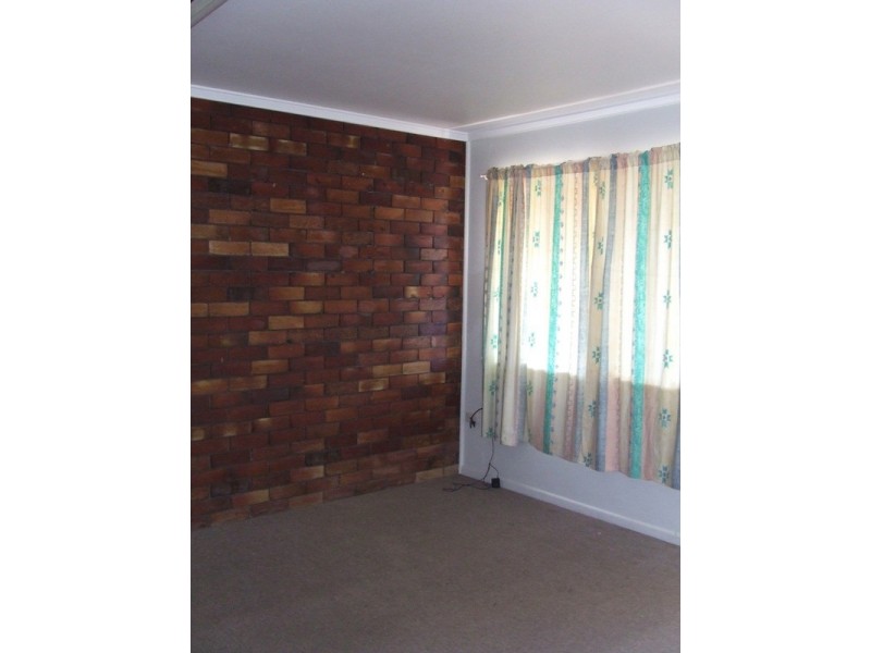 4/11 Coomber Street, Svensson Heights QLD 4670