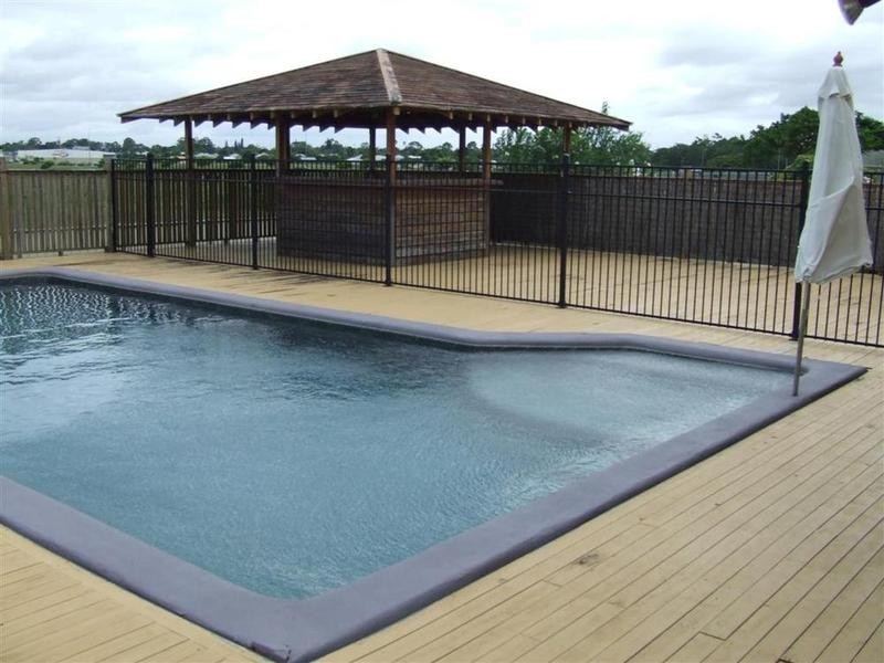 30 Barlow Street, Bundaberg North QLD 4670