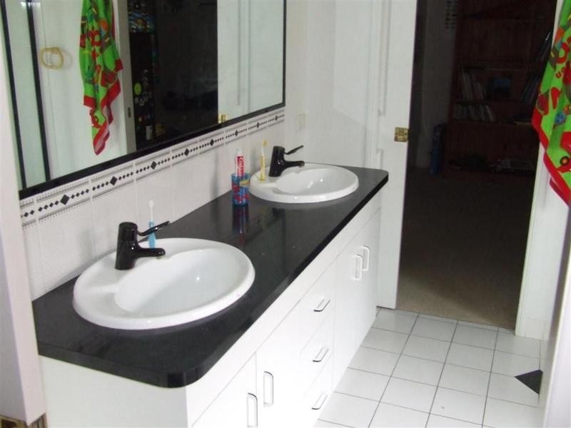 30 Barlow Street, Bundaberg North QLD 4670