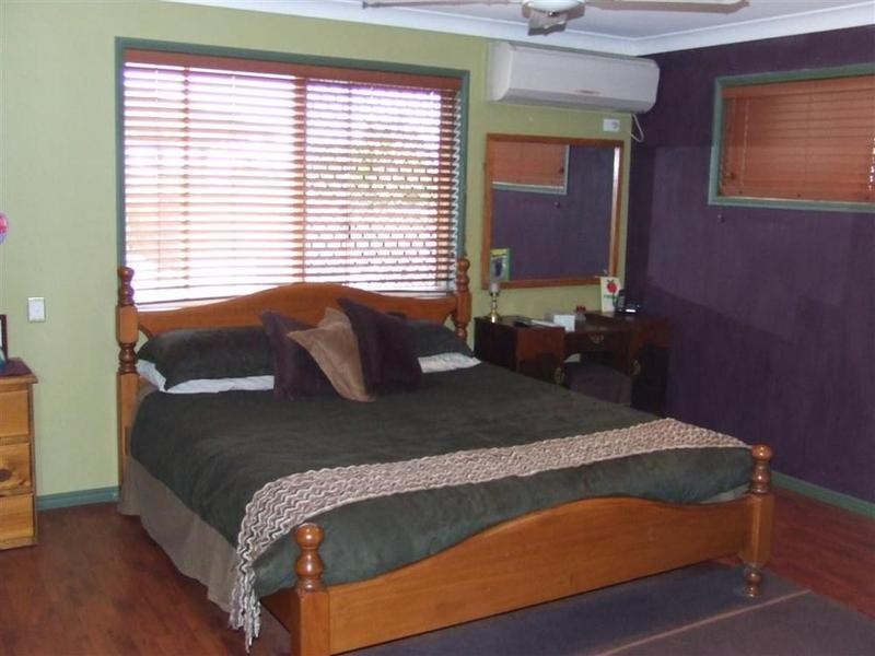 30 Barlow Street, Bundaberg North QLD 4670