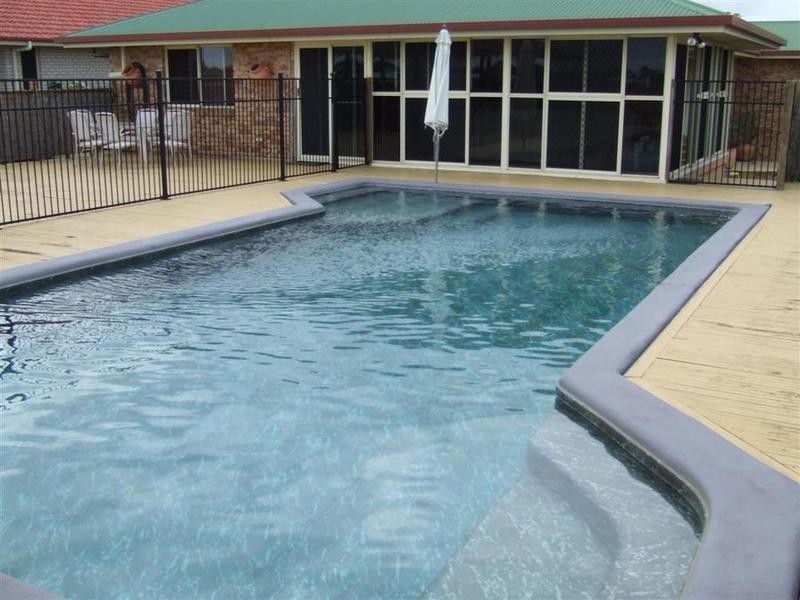 30 Barlow Street, Bundaberg North QLD 4670