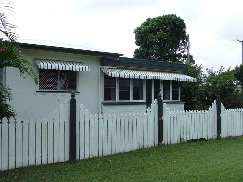 2 Auer Street, Kepnock QLD 4670
