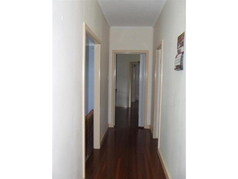 2 Auer Street, Kepnock QLD 4670