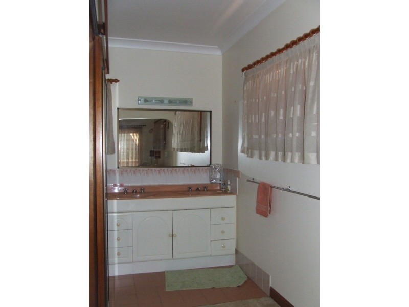 22 Currawong Drive, Gooburrum QLD 4670