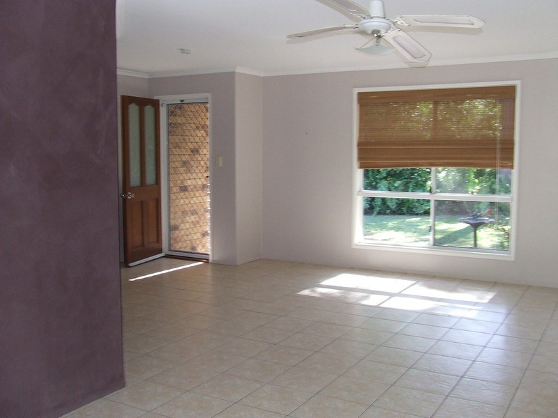 20 Cockatoo Crescent, Gooburrum QLD 4670