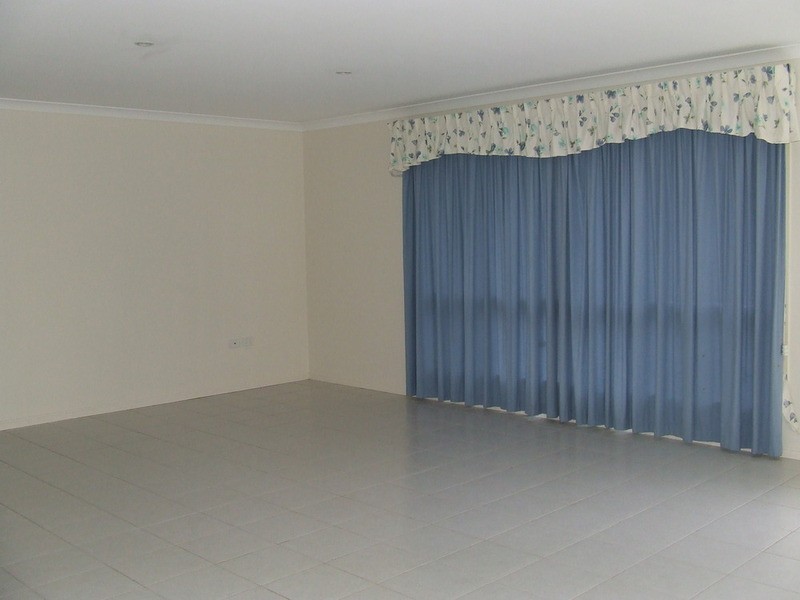 90 Avondale Road, Avondale QLD 4670