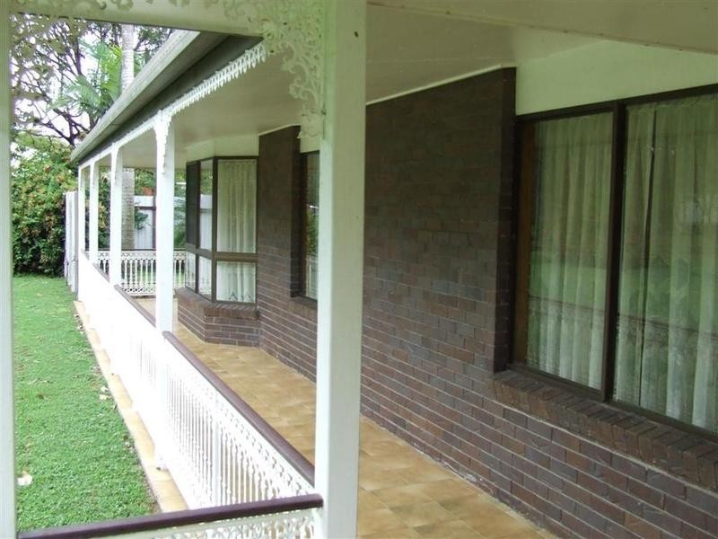 8 Erindale Avenue, Branyan QLD 4670