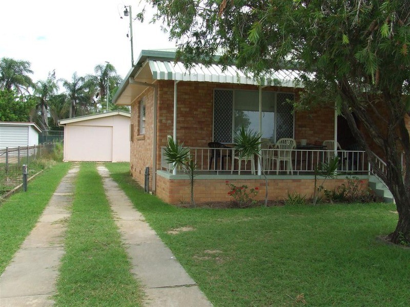 42 Hurst Street, Walkervale QLD 4670
