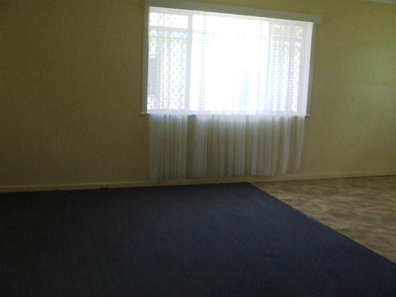 42 Hurst Street, Walkervale QLD 4670