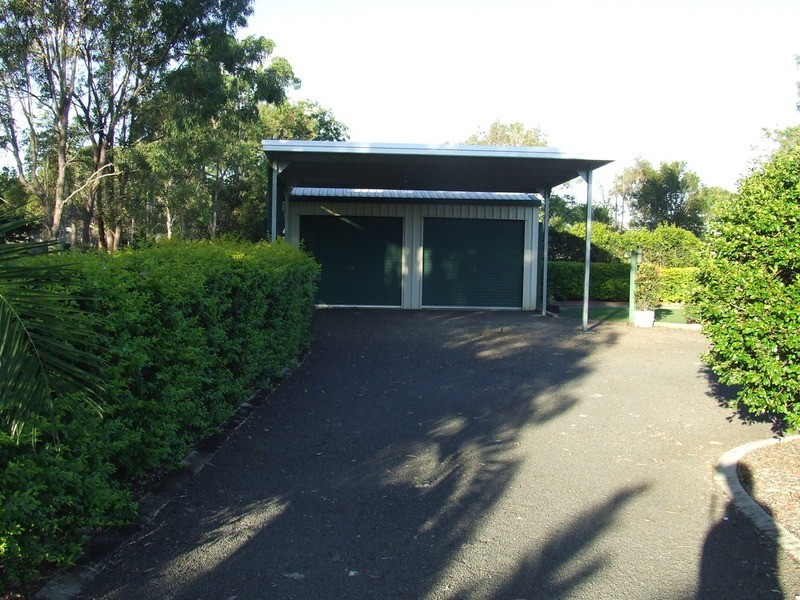73 Pharlap Parade, Branyan QLD 4670