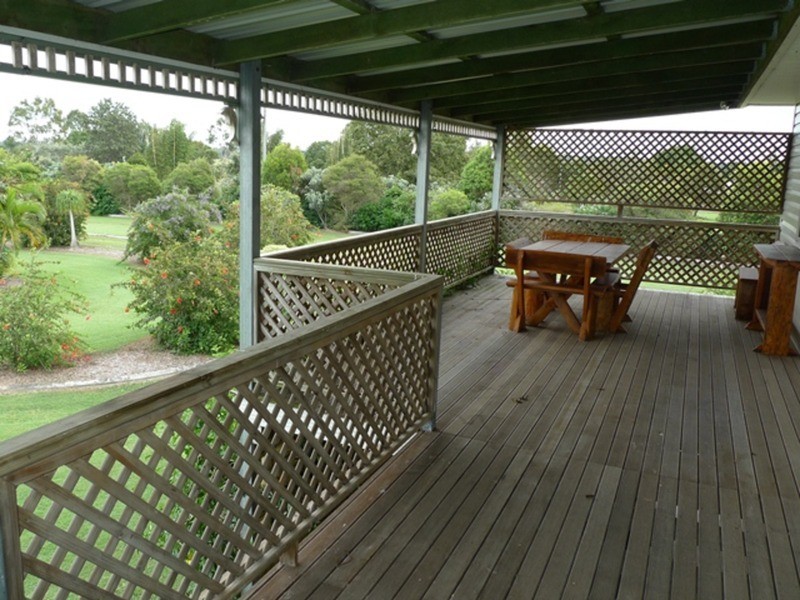 27 Mark Road, Branyan QLD 4670