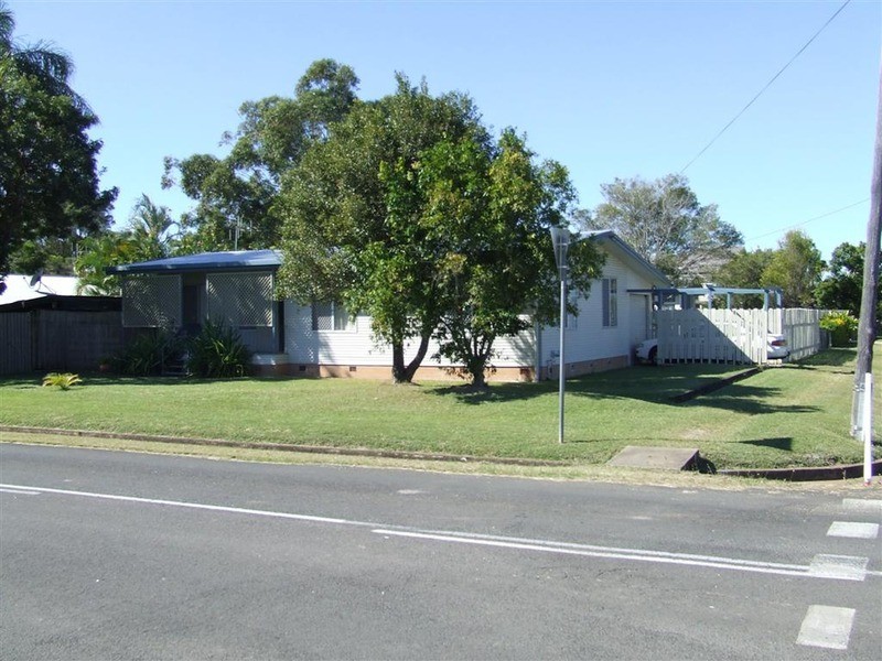 28 Skyring Street, Bundaberg East QLD 4670