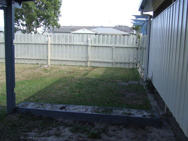 28 Skyring Street, Bundaberg East QLD 4670