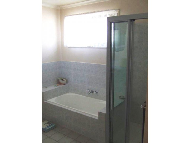 4 Bourke Street, Norville QLD 4670