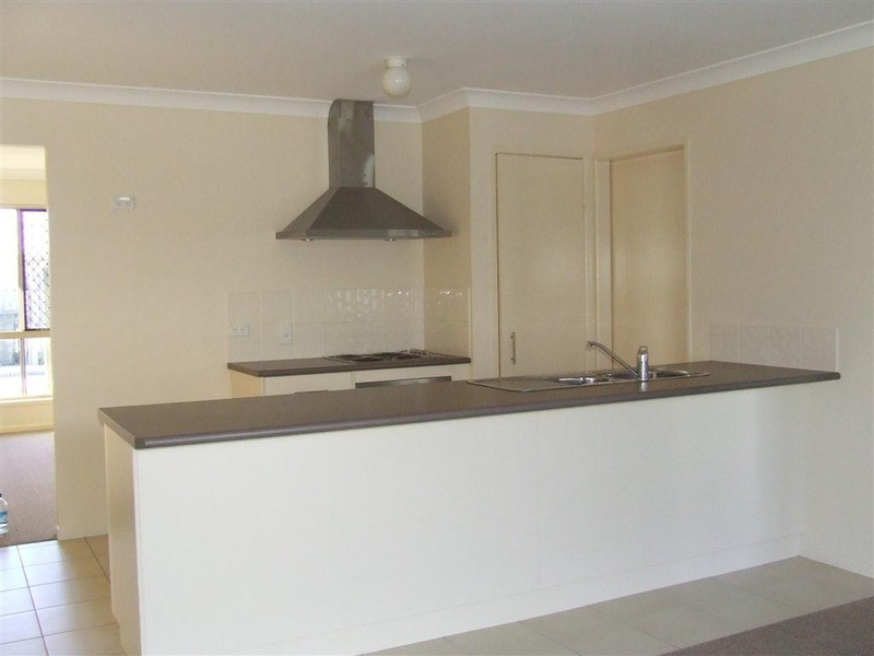 2/33 Loeskow Street, Bundaberg North QLD 4670