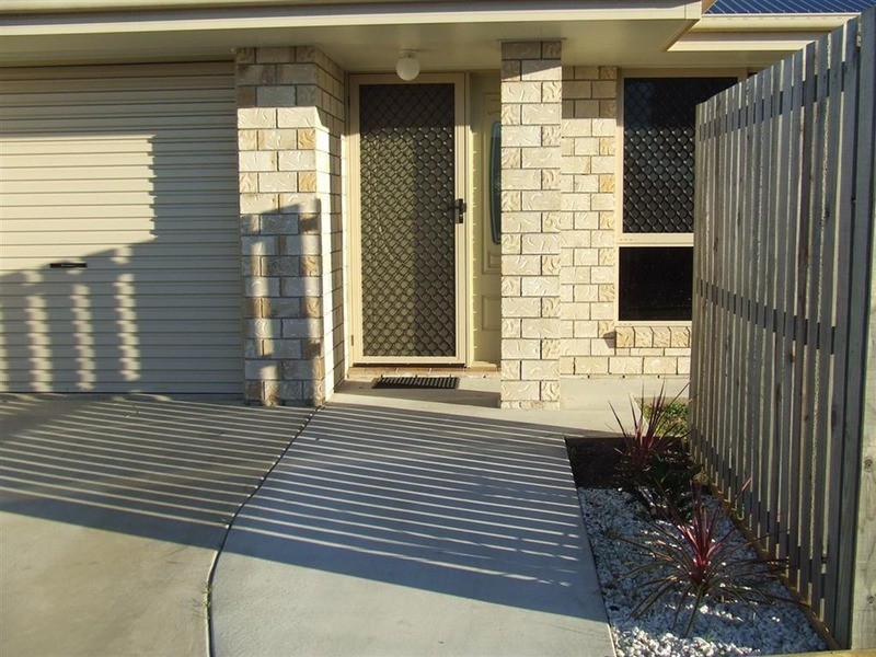 2/33 Loeskow Street, Bundaberg North QLD 4670