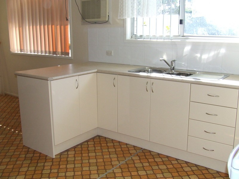 20 Slocomb Street, Avenell Heights QLD 4670