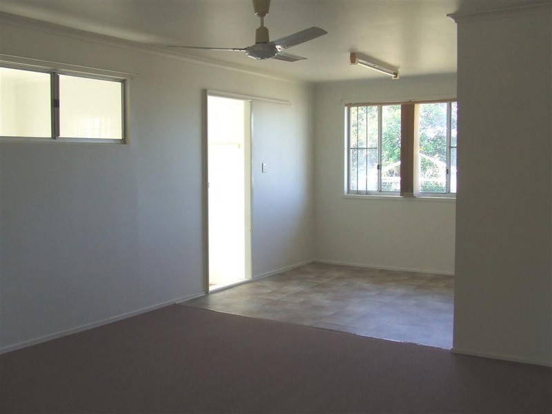 20 Slocomb Street, Avenell Heights QLD 4670