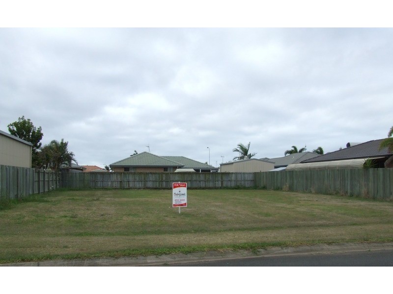 8 Fixture Avenue, Kalkie QLD 4670