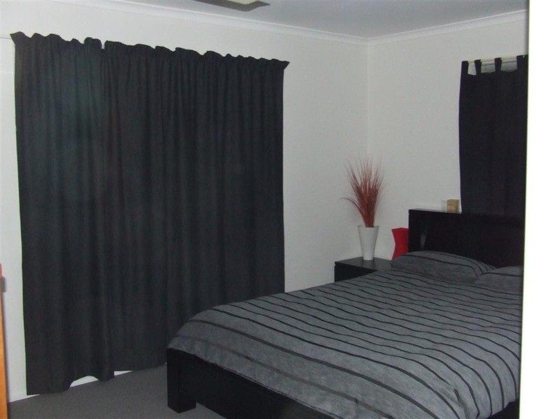 7  Grace  Street, Avoca QLD 4670