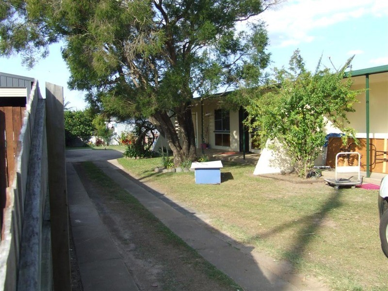 2/14 Row  Street, Bundaberg QLD 4670