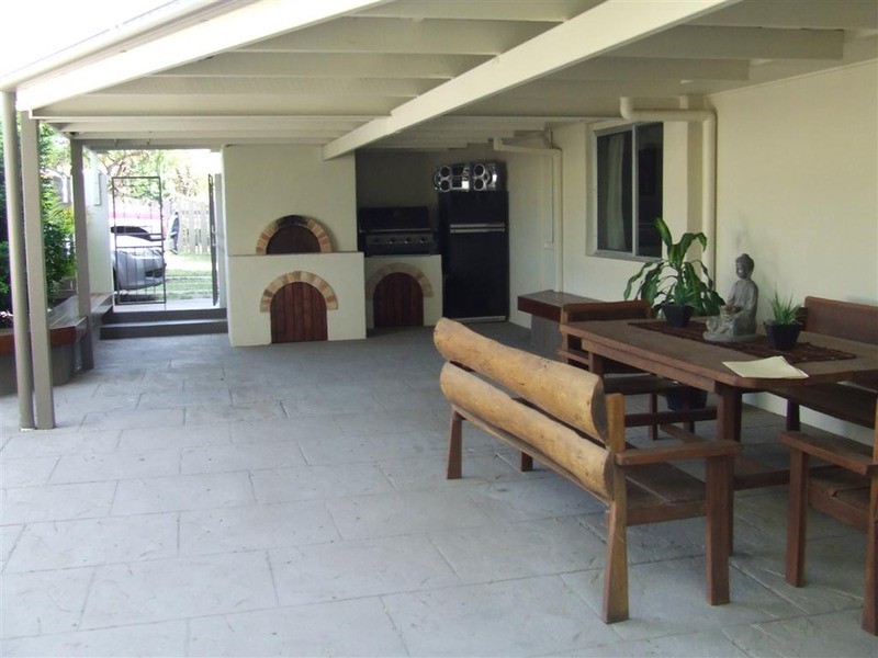 15 Houston  Drive, Avoca QLD 4670