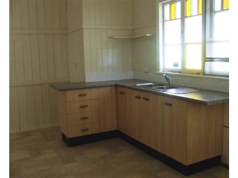 36 Tarakan  Street, Svensson Heights QLD 4670