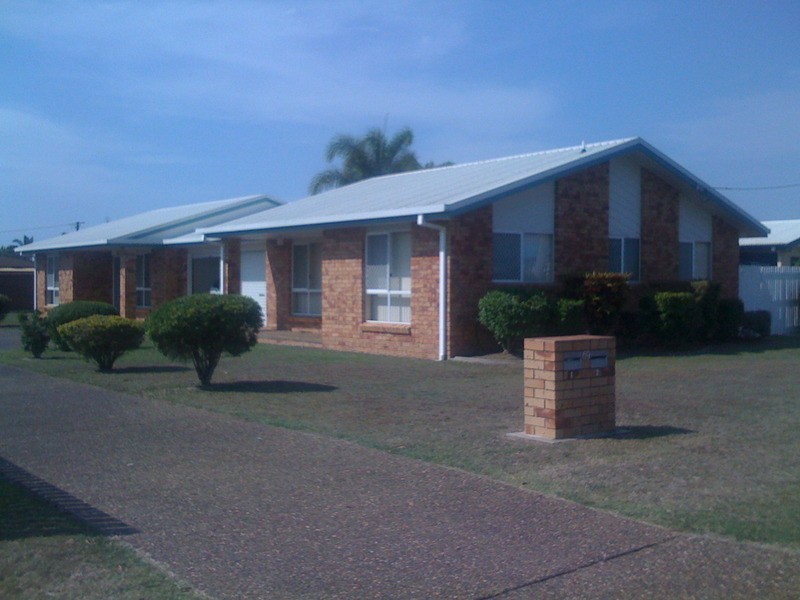 2/69 McCarthy  Street, Avenell Heights QLD 4670