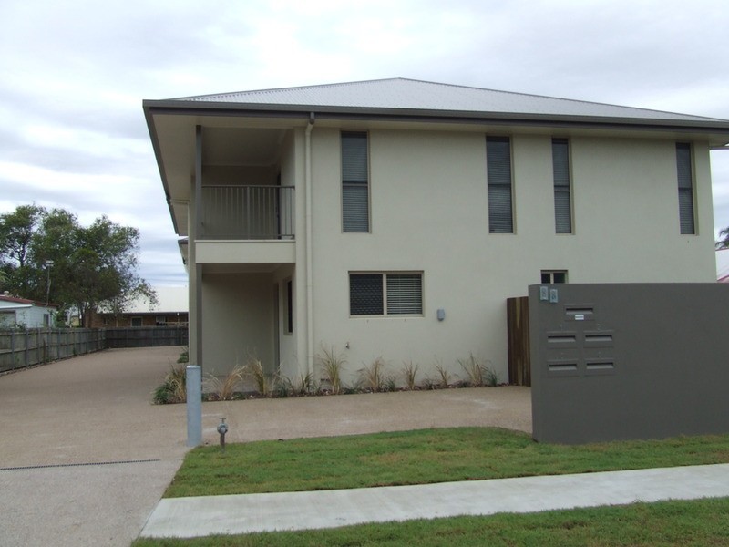 1/88 Electra Street, Bundaberg Central QLD 4670