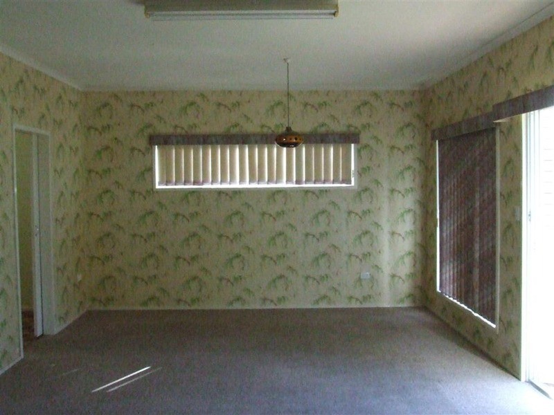 1 Llyod  Street, Walkervale QLD 4670