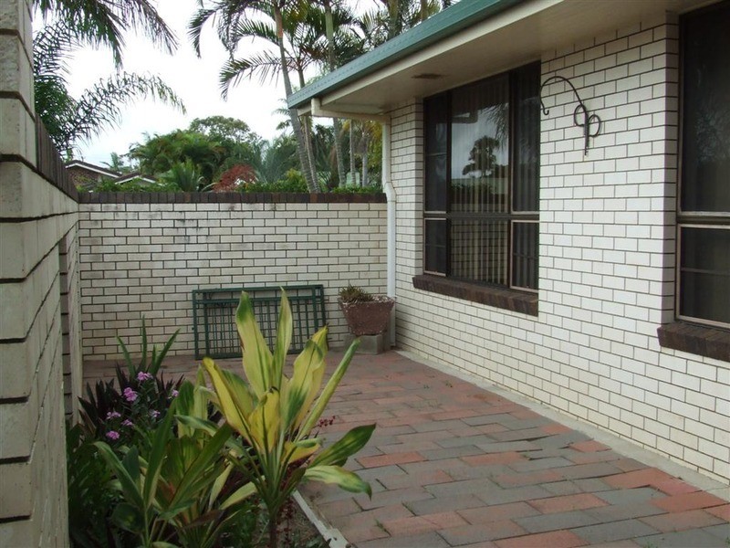 15 Elworthy Street, Bargara QLD 4670