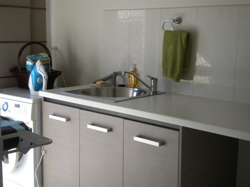 13 Leon Place, Coral Cove QLD 4670