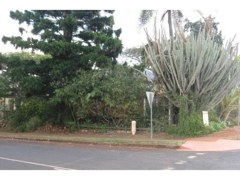 2 McIlwrath Street, Childers QLD 4660